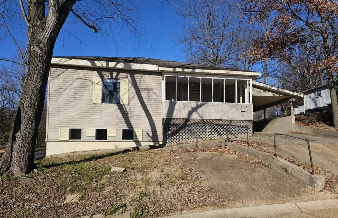 Missouri handyman special